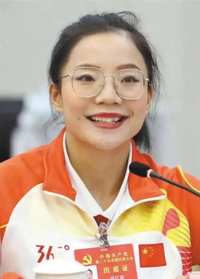 亚残运游泳冠军_残疾游泳冠军_游泳残亚冠军运动员是谁