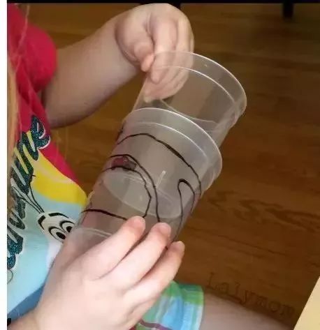 足球踢球游戏规则_说一说踢足球的游戏规则_关于踢足球的游戏规则